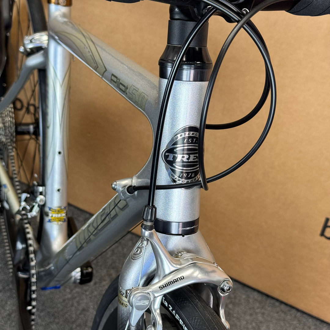 Used Trek Pilot 5.0, 11-speed Shimano 105, Carbon Fiber Road Bike-2005, 52cm