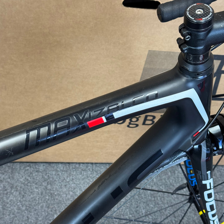 Used Focus Izalco Max, 11-speed Shimano 105, Carbon Fiber Road Bike-2015, 56cm