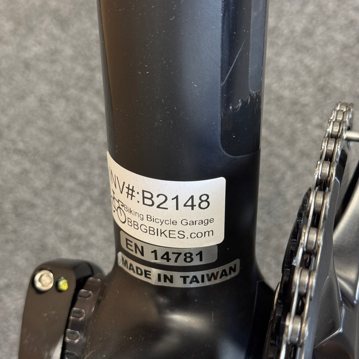 Used Focus Izalco Max, 11-speed Shimano 105, Carbon Fiber Road Bike-2015, 56cm