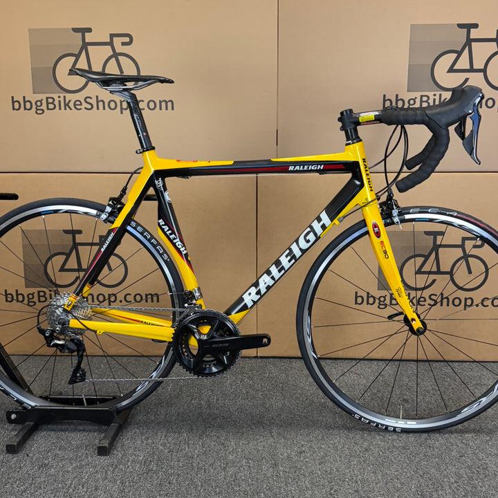 Used Raleigh Team, 11-speed Shimano 105, Carbon Fiber Road Bike-2009, 57cm