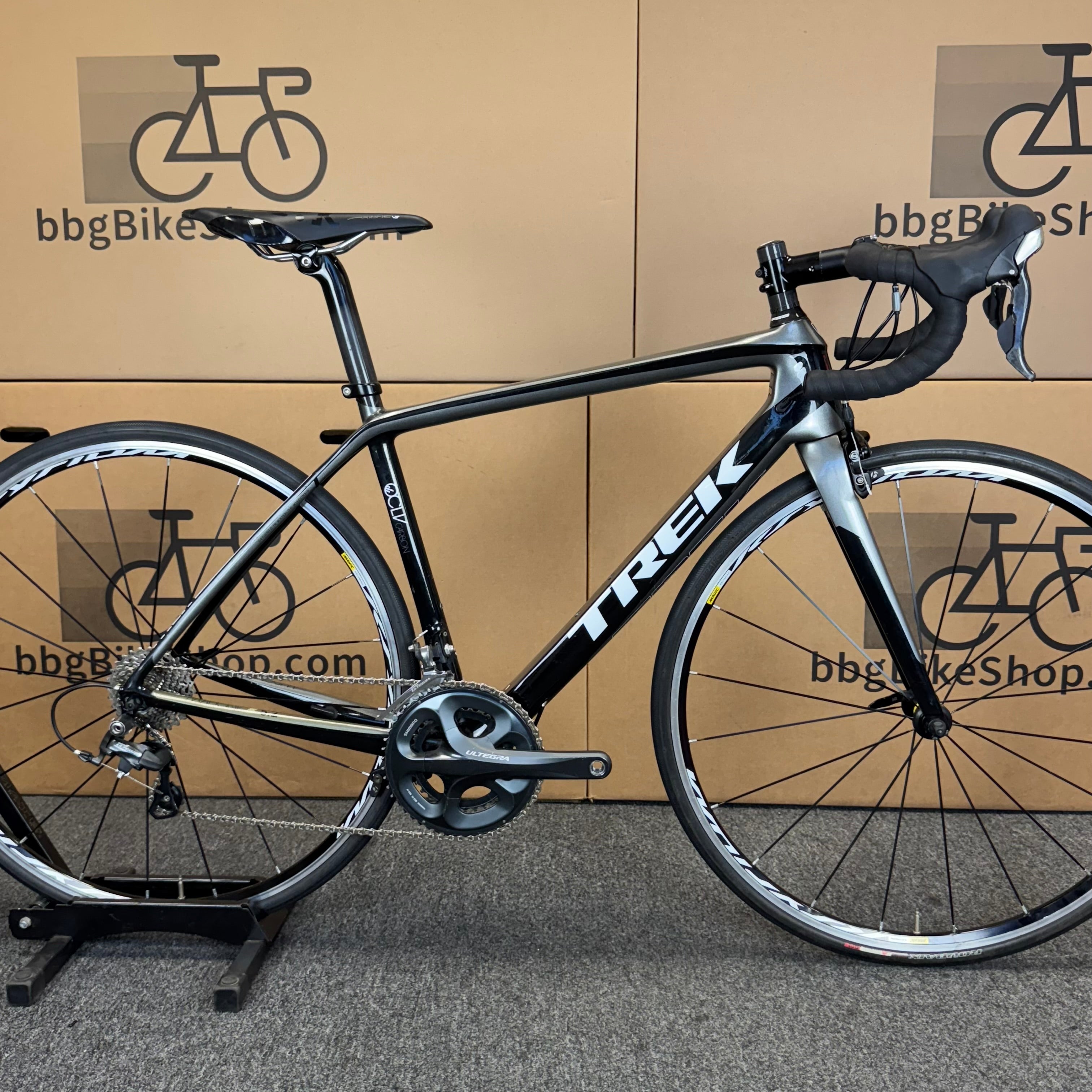 Used Trek Madone 5.2, Shimano Ultegra, Carbon Fiber Road Bike-2013