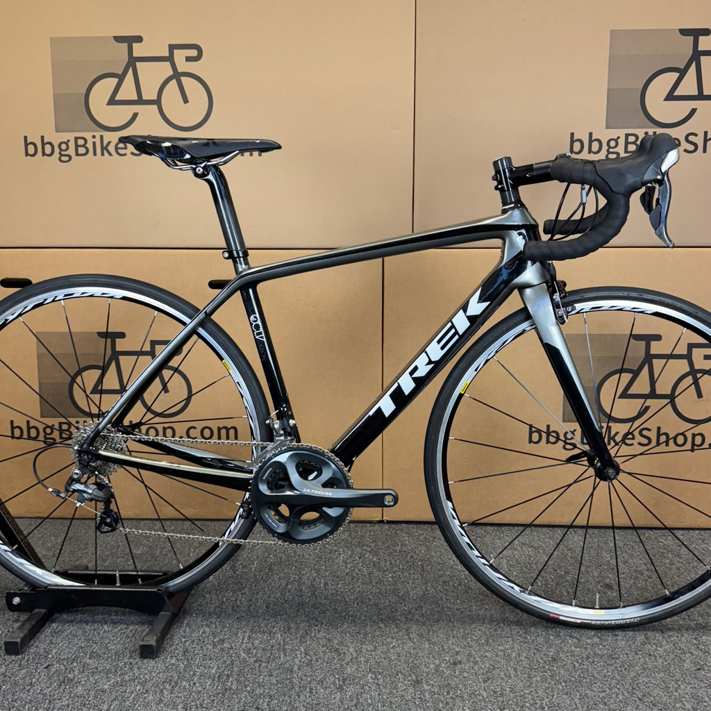 Used Trek Madone 5.2, Shimano Ultegra, Carbon Fiber Road Bike-2013