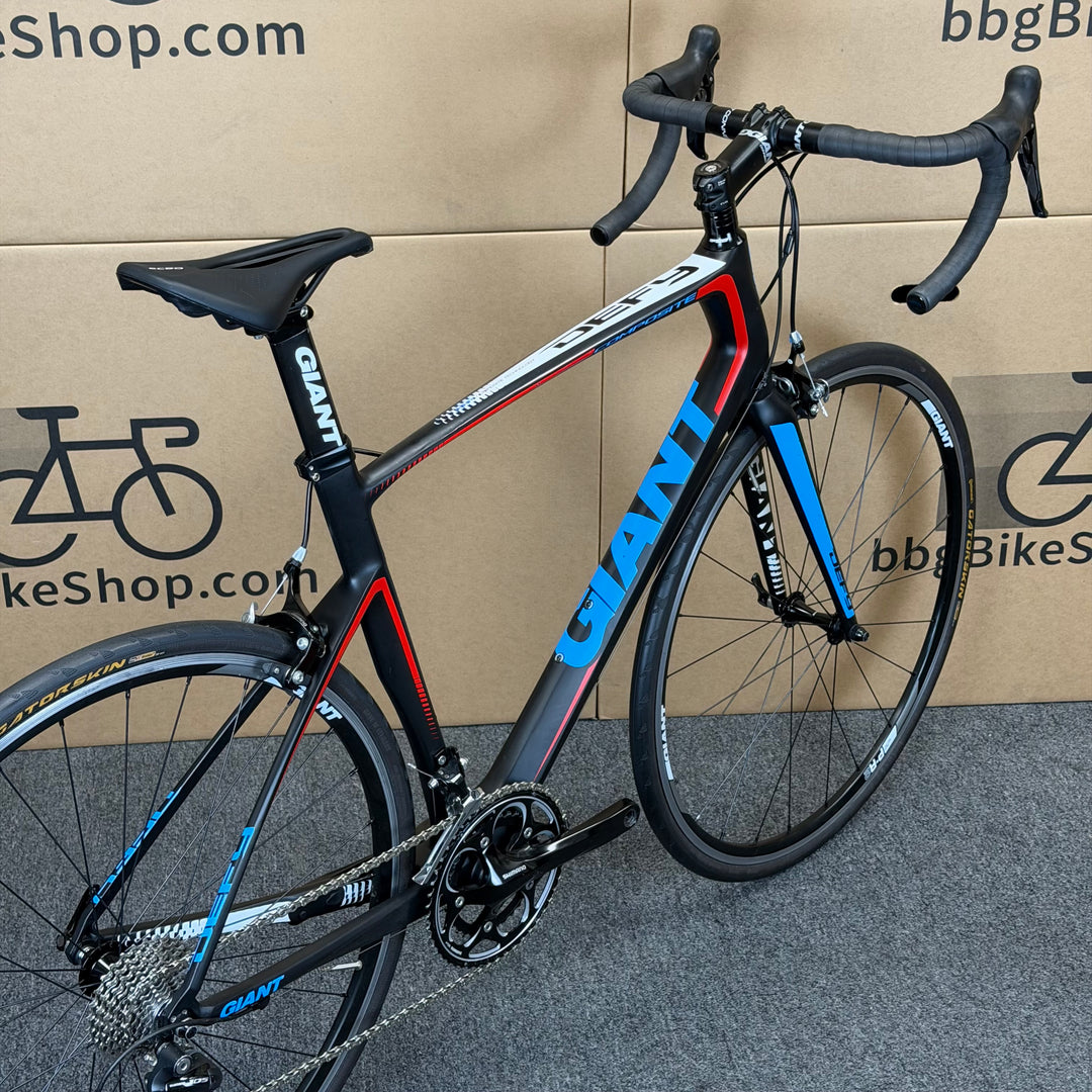 Used Giant Defy, Carbon Fiber Road Bike-2014, Medium / Large 56cm