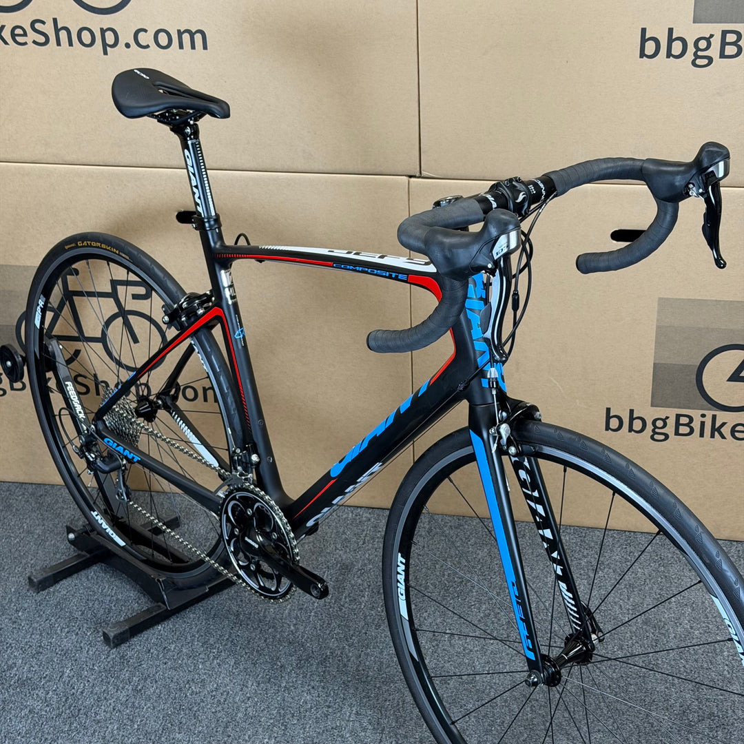 Used Giant Defy, Carbon Fiber Road Bike-2014, Medium / Large 56cm