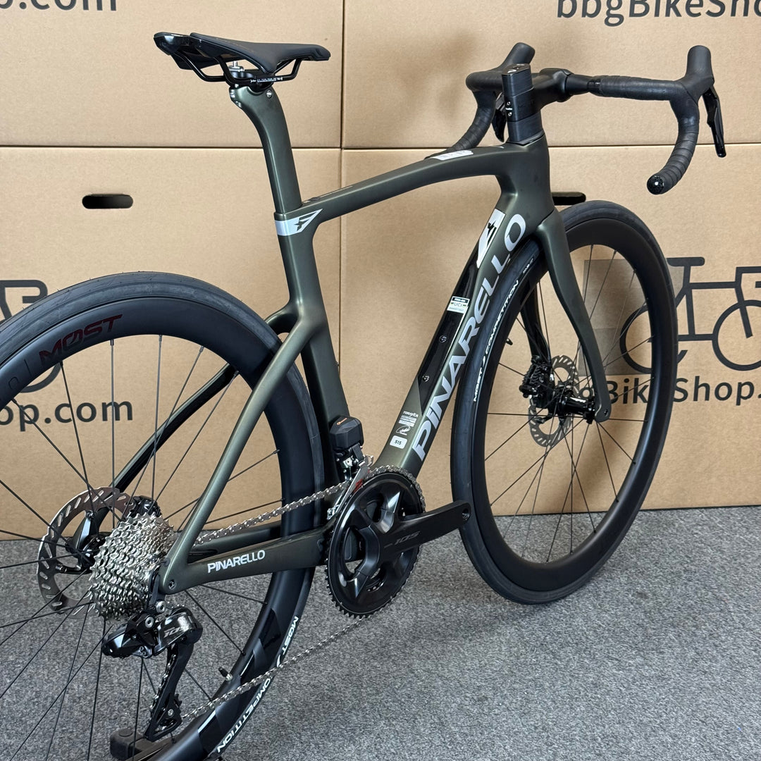 Demo Pinarello F5, 12-speed Shimano 105 Di2, Carbon Race Road Bike, 51.5 (54cm)