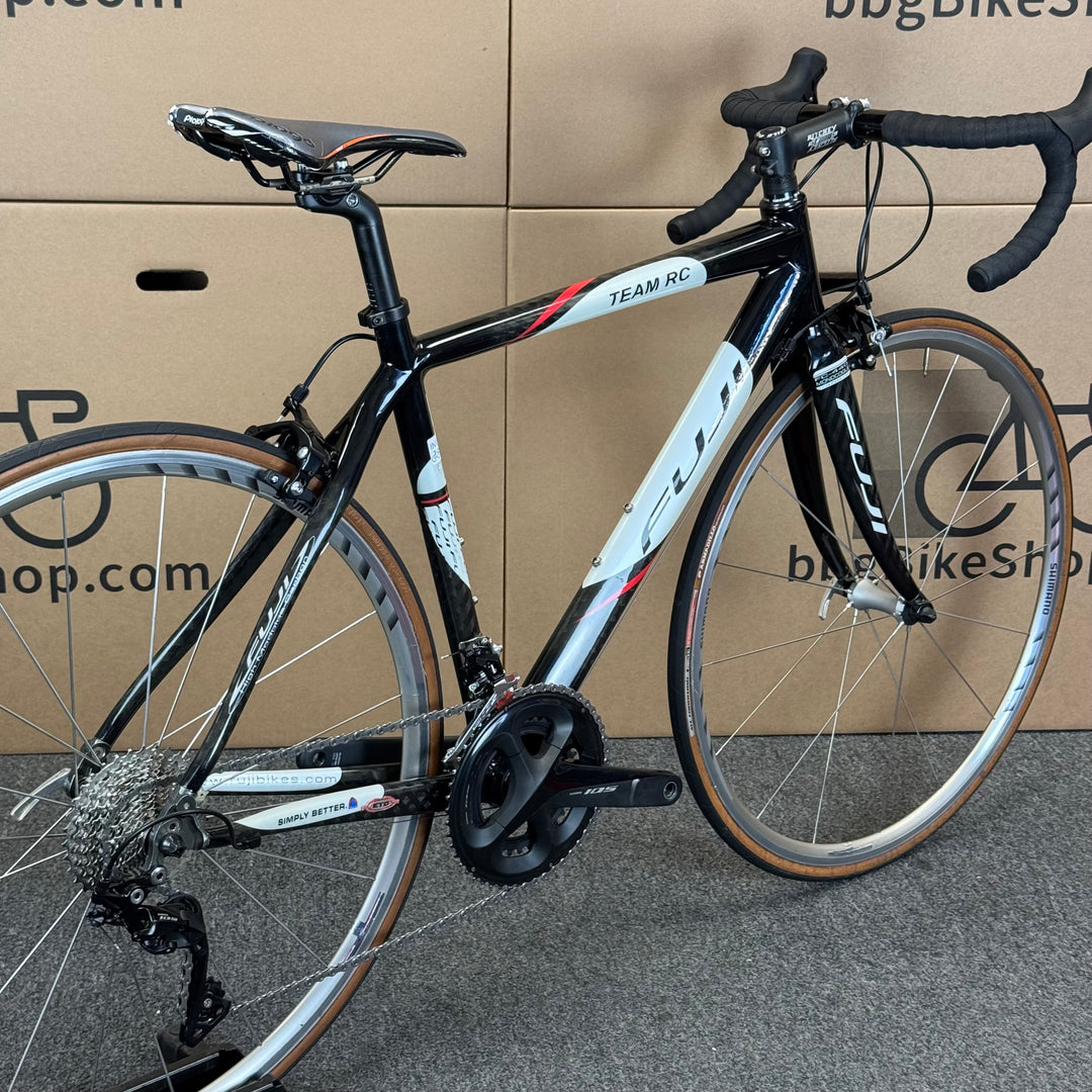 Used Fuji Team RC, 11-speed Shimano 105, Carbon. Fiber Road Bike-2006, 52cm