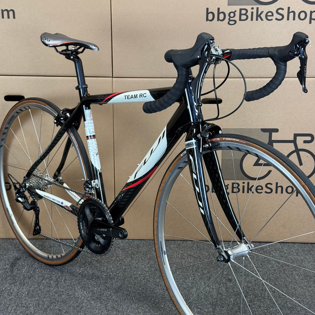 Used Fuji Team RC, 11-speed Shimano 105, Carbon. Fiber Road Bike-2006, 52cm