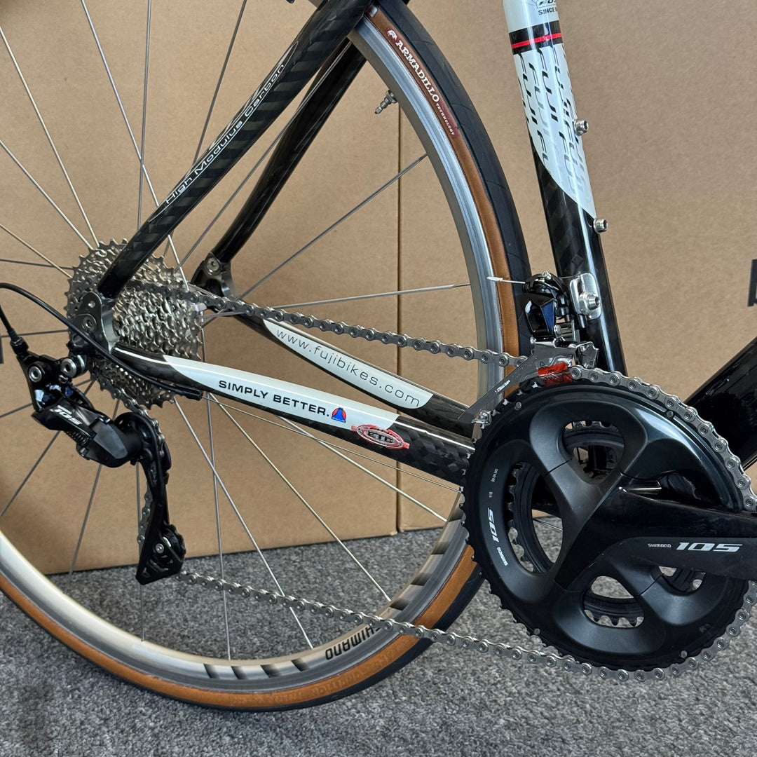 Used Fuji Team RC, 11-speed Shimano 105, Carbon. Fiber Road Bike-2006, 52cm