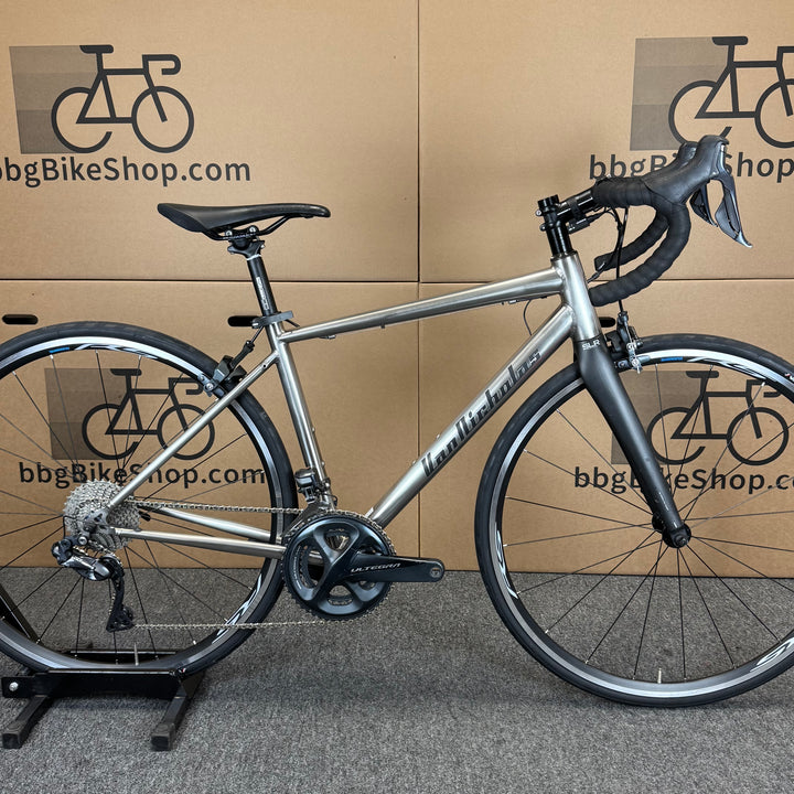 50cm Van Nicholas Titanium Road Bike, Shimano Ultegra Di2 11-speed, Carbon Fork