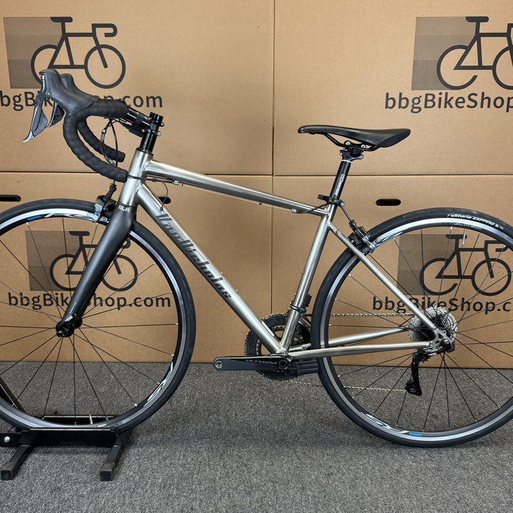 50cm Van Nicholas Titanium Road Bike, Shimano Ultegra Di2 11-speed, Carbon Fork
