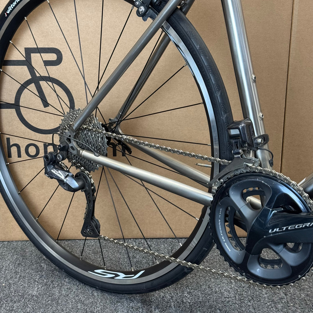 54cm Van Nicholas Titanium Road Bike, Shimano Ultegra Di2 11-speed, Carbon Fork