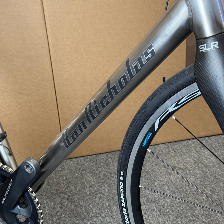 56cm Van Nicholas Titanium Road Bike, Shimano Ultegra Di2 11-speed, Carbon Fork