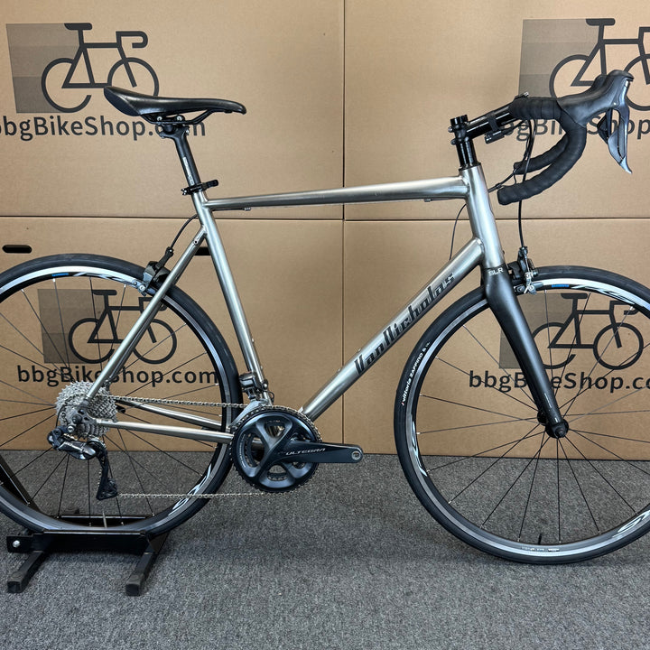 58cm Van Nicholas Titanium Road Bike, Shimano Ultegra Di2 11-speed, Carbon Fork