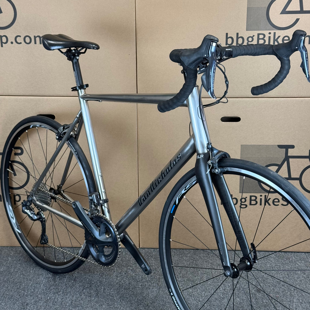58cm Van Nicholas Titanium Road Bike, Shimano Ultegra Di2 11-speed, Carbon Fork