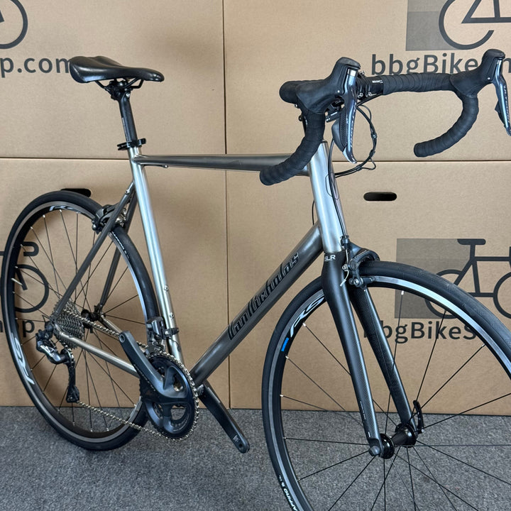 58cm Van Nicholas Titanium Road Bike, Shimano Ultegra Di2 11-speed, Carbon Fork