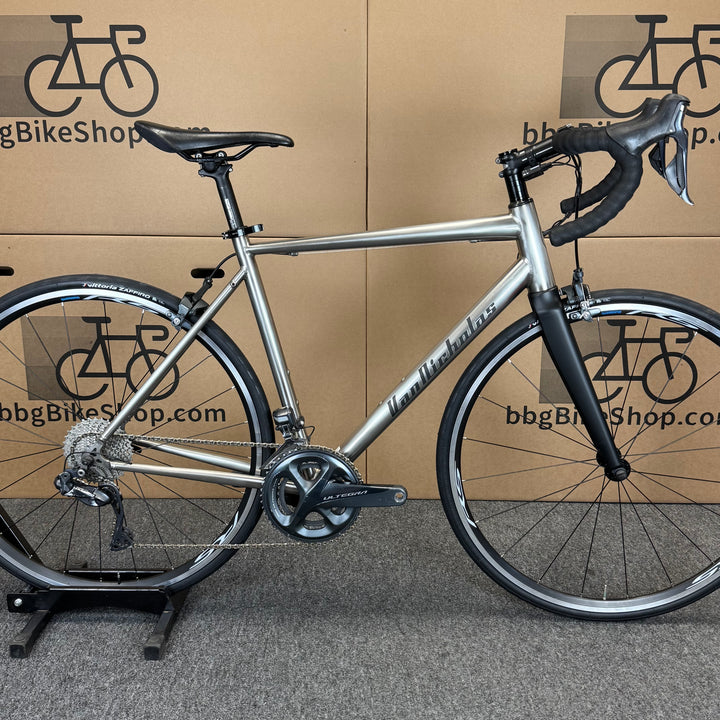 54cm Van Nicholas Titanium Road Bike, Shimano Ultegra Di2 11-speed, Carbon Fork
