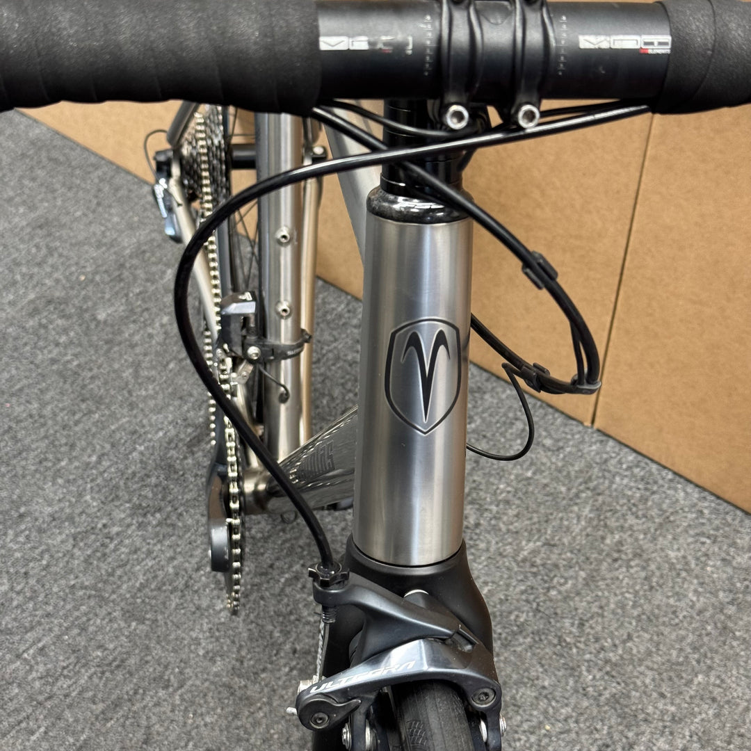 54cm Van Nicholas Titanium Road Bike, Shimano Ultegra Di2 11-speed, Carbon Fork