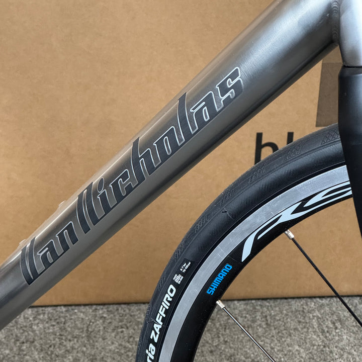 54cm Van Nicholas Titanium Road Bike, Shimano Ultegra Di2 11-speed, Carbon Fork