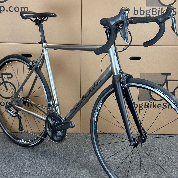 56cm Van Nicholas Titanium Road Bike, Shimano Ultegra Di2 11-speed, Carbon Fork