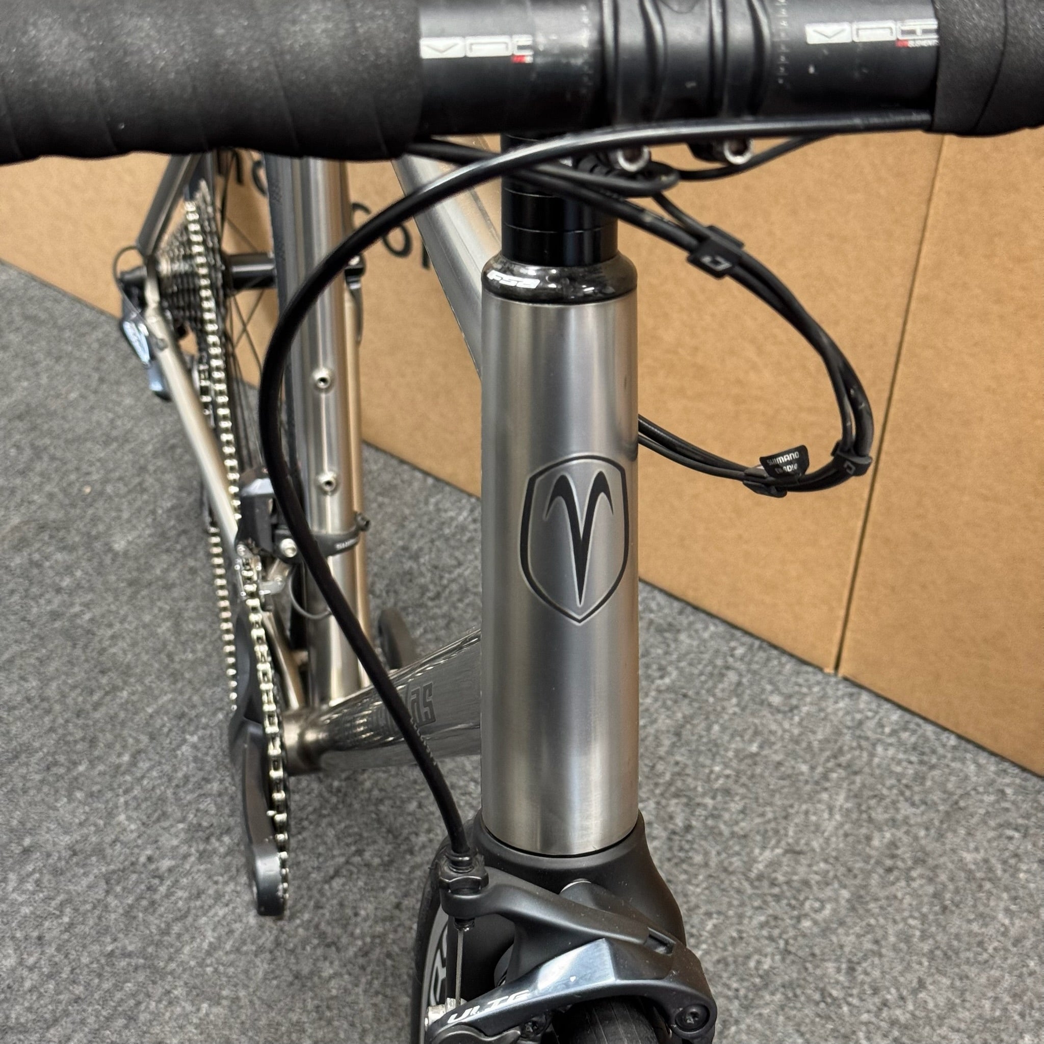 Van Nicholas Titanium Road Bike, (Electronic) Ultegra Di2 11-speed