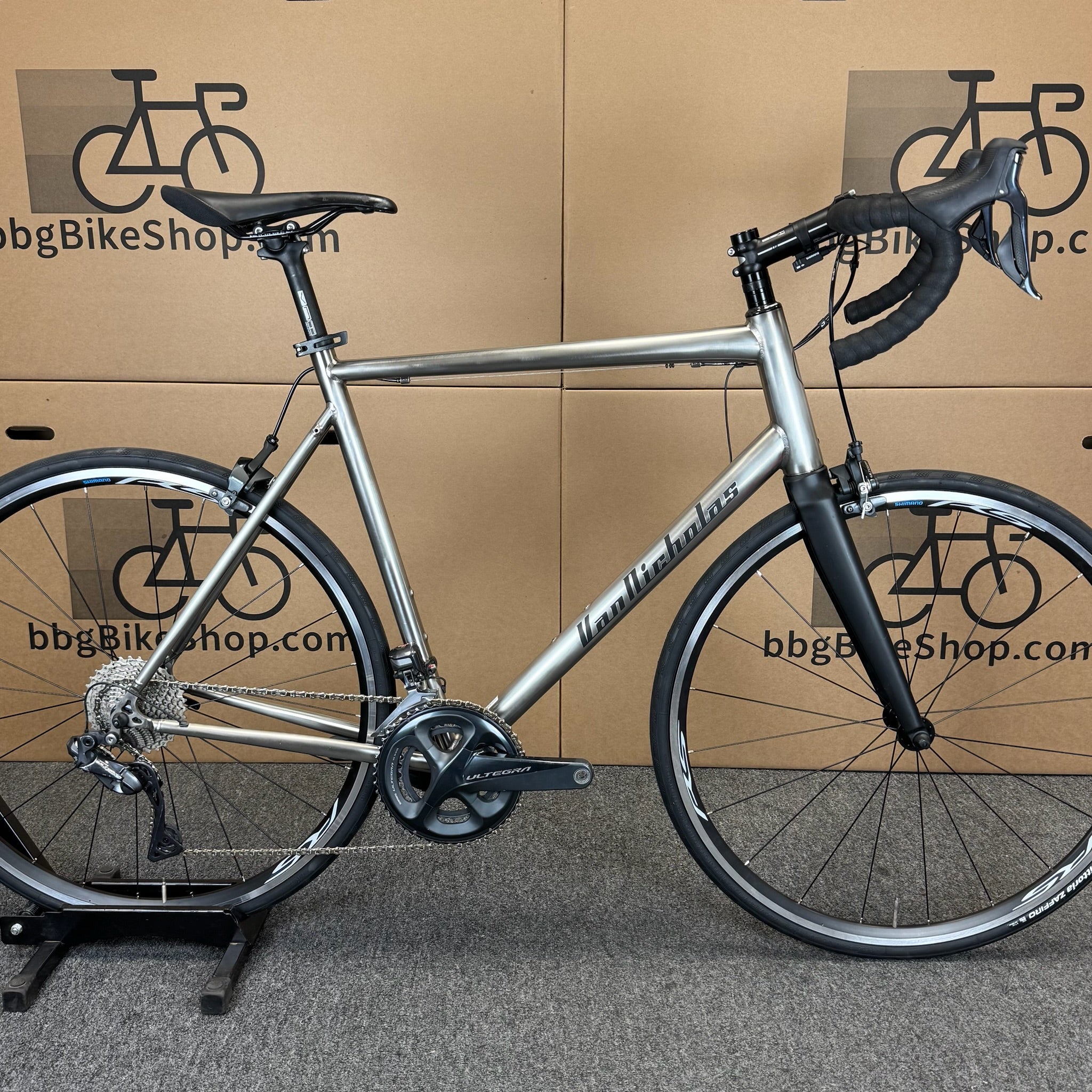 Van Nicholas Titanium Road Bike, (Electronic) Ultegra Di2 11-speed