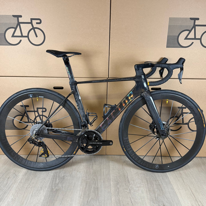 Used Factor OSTRO VAM 2.0, Shimano Dura-Ace R9200, Carbon SuperBike-2025, 52cm