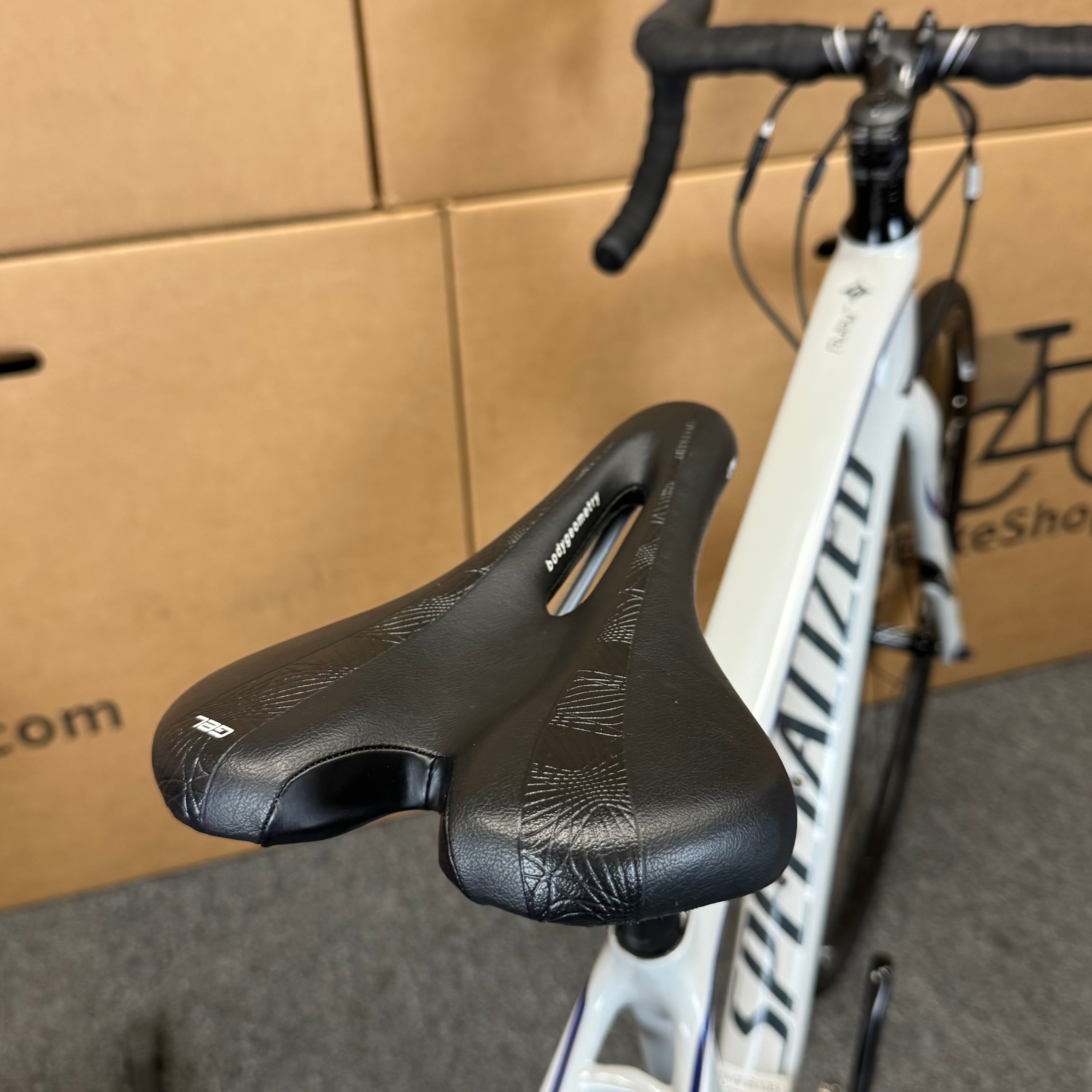 Used Specialized Ruby Elite, Women's Carbon Fiber Road Bike-2016