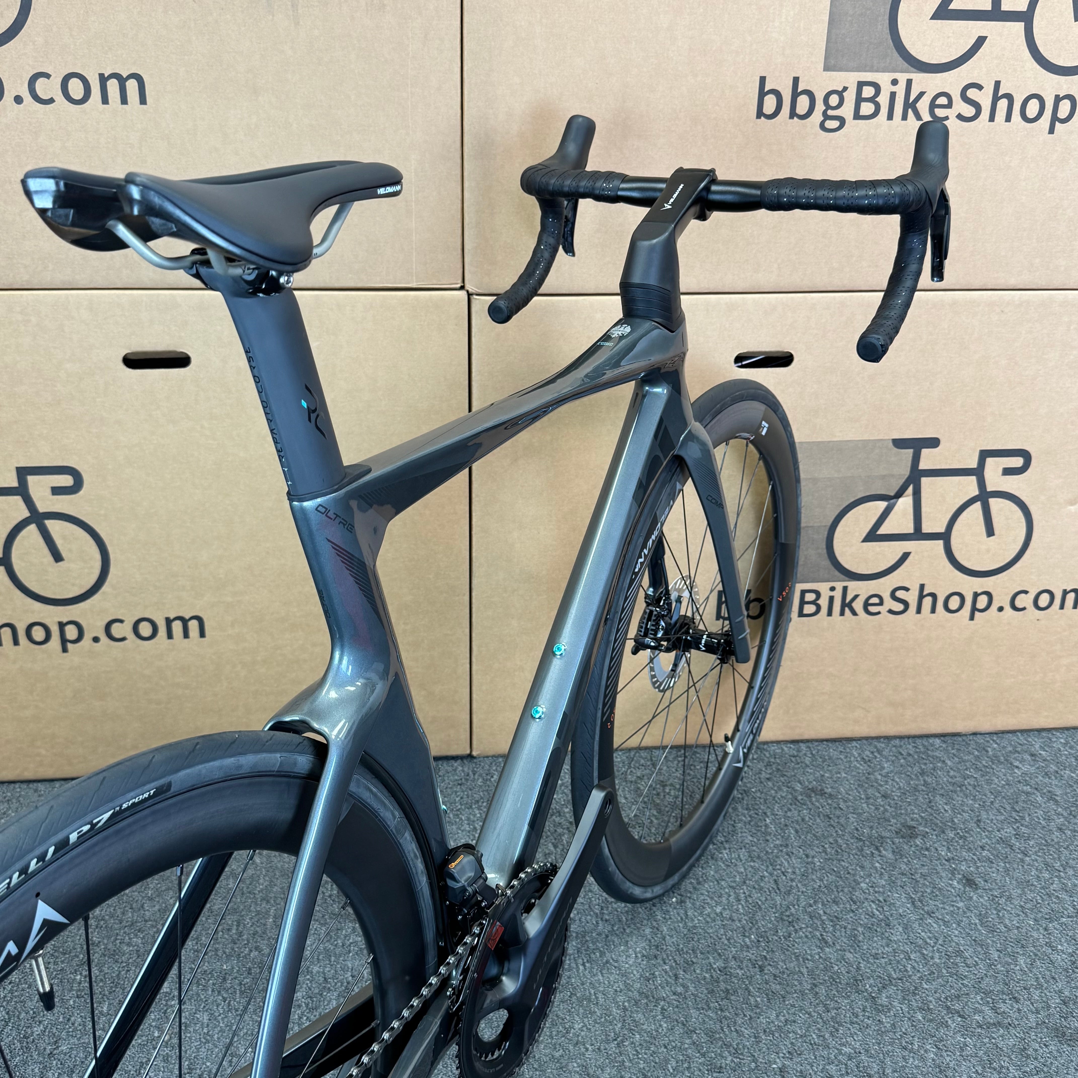 New Bianchi Oltre Comp, Ultegra Di2 12-speed, Carbon Fiber Road
