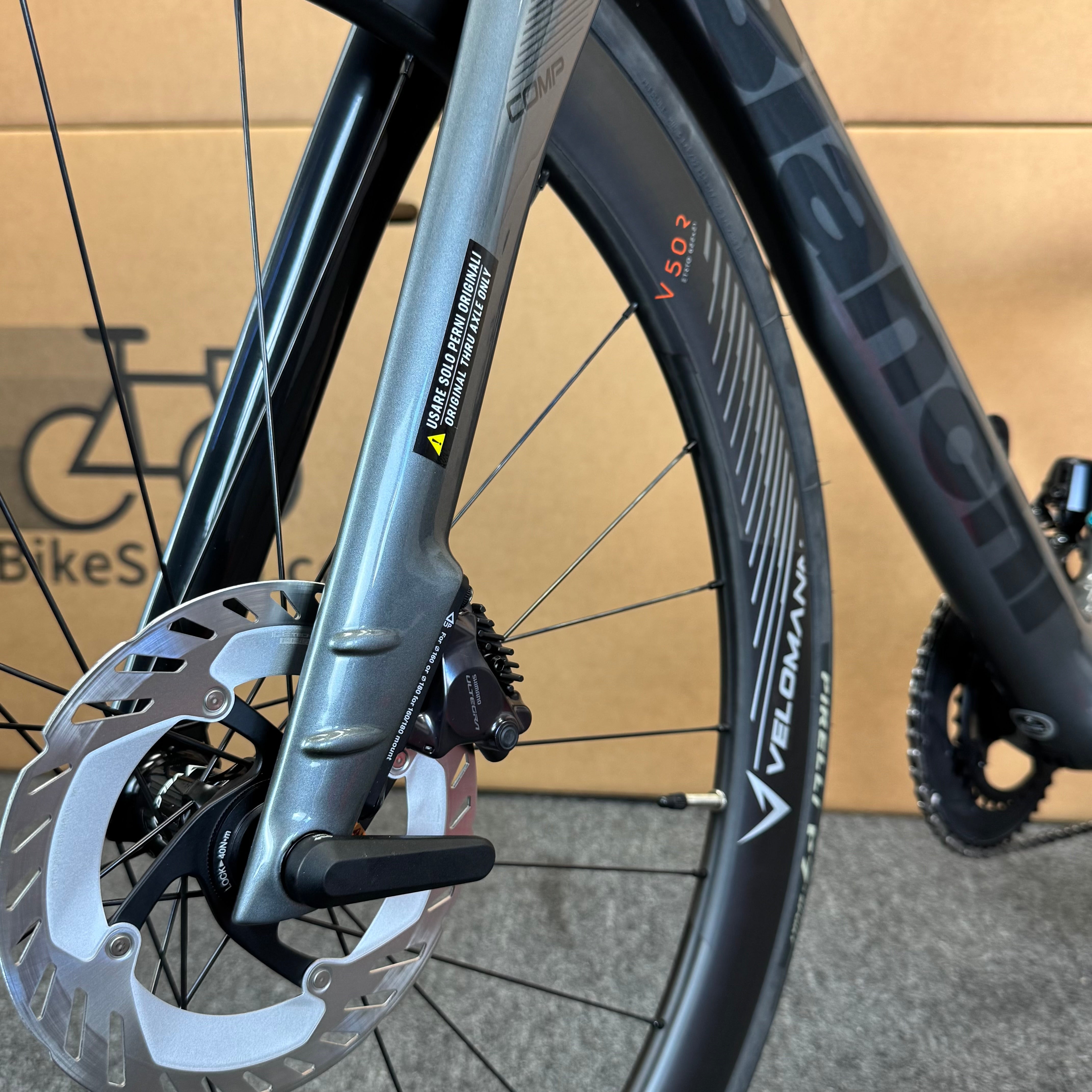 New Bianchi Oltre Comp, Ultegra Di2 12-speed, Carbon Fiber Road