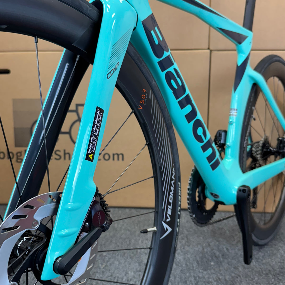 New Bianchi Oltre Comp, Ultegra Di2 12-speed, Carbon Fiber Road Bike-2024, 47cm