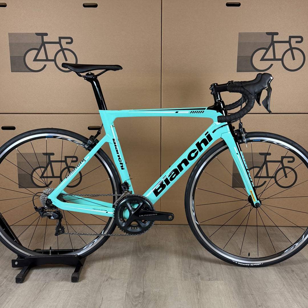 bianchi 2019 road bike Infinito CV Disc Ultegra Di2 55 / 59cm Bianchi Impulso Allroad GRX 810