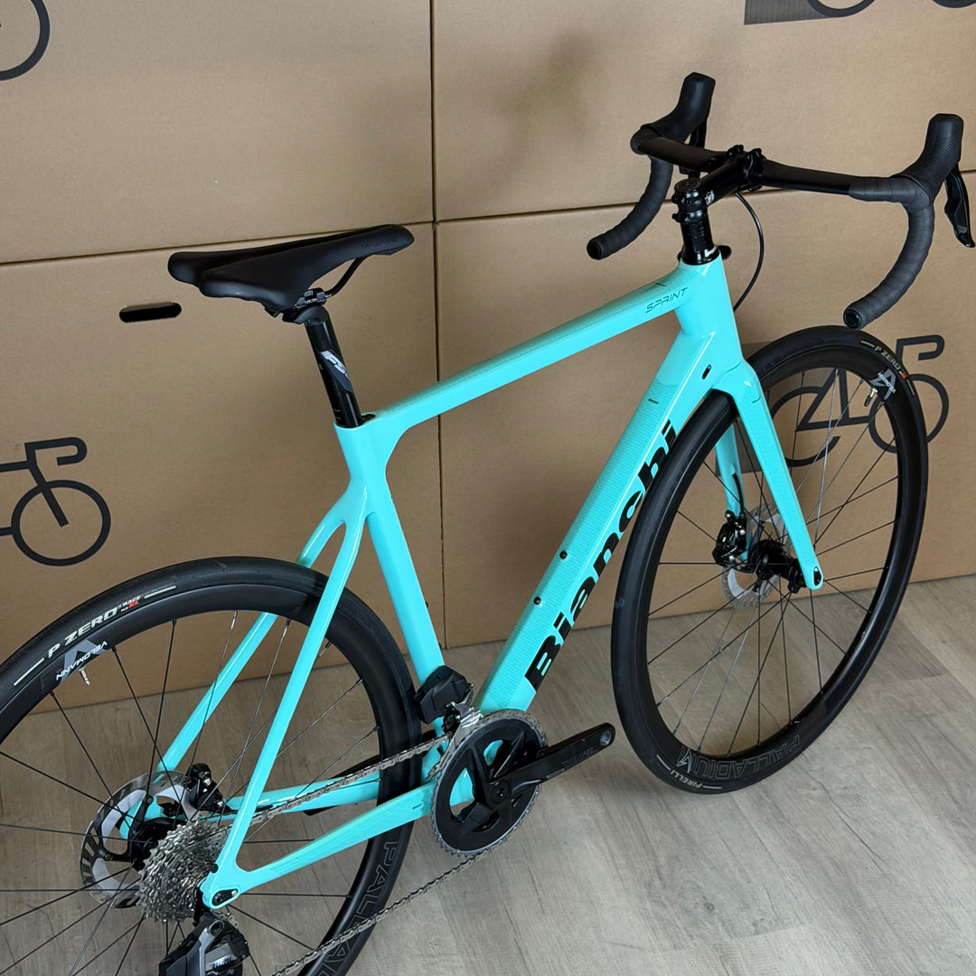 "Demo" Bianchi Sprint, Sram Rival AXS, Disc Carbon Fiber Road Bike-2023, 57cm
