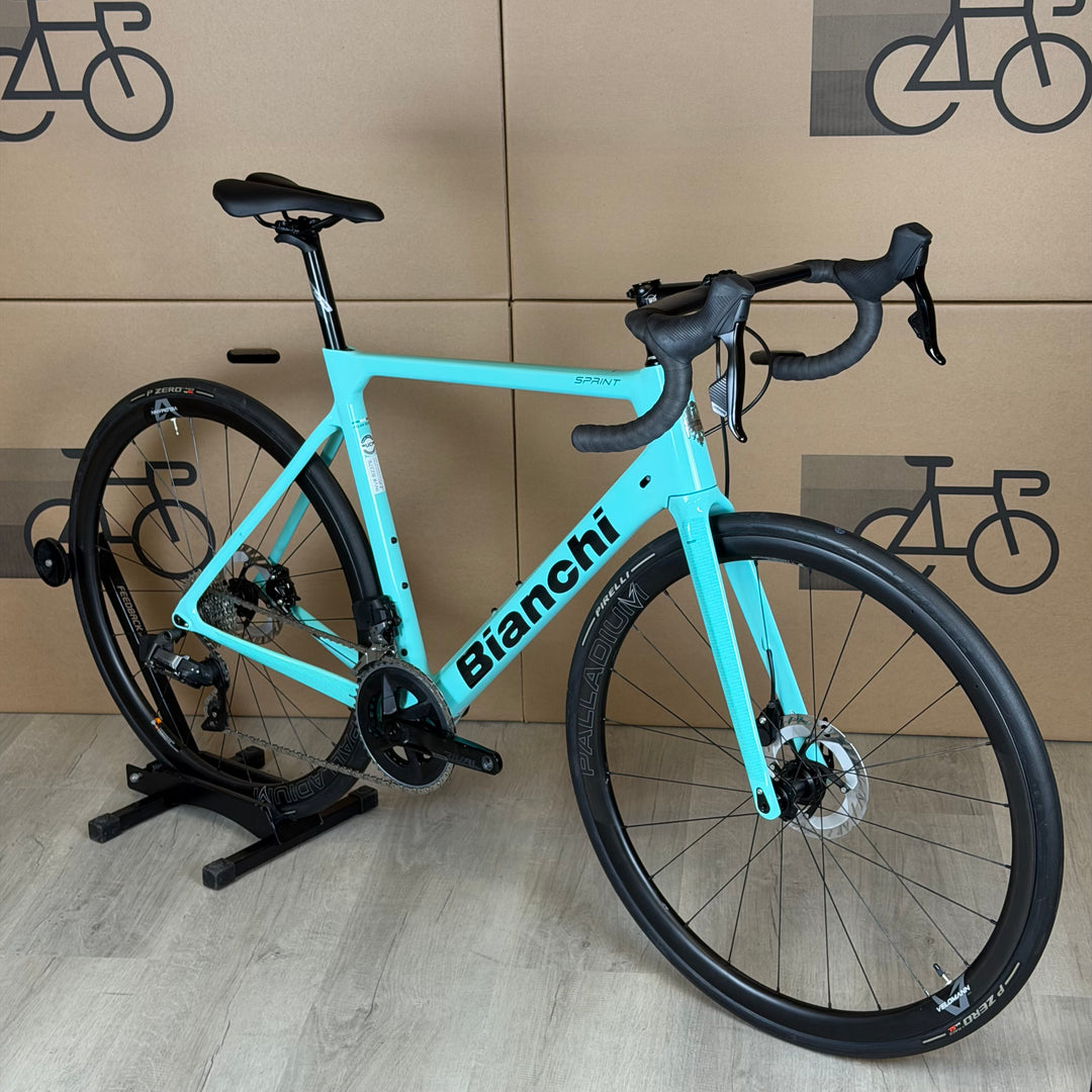 "Demo" Bianchi Sprint, Sram Rival AXS, Disc Carbon Fiber Road Bike-2023, 57cm