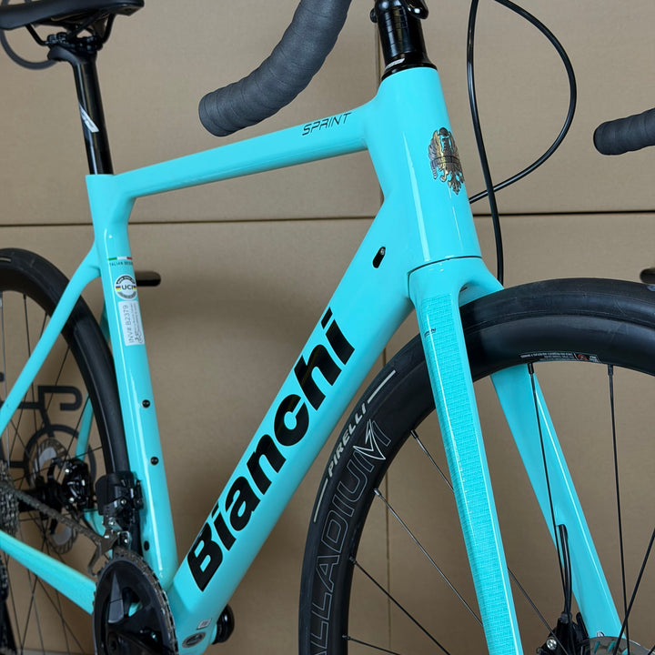 "Demo" Bianchi Sprint, Sram Rival AXS, Disc Carbon Fiber Road Bike-2023, 57cm