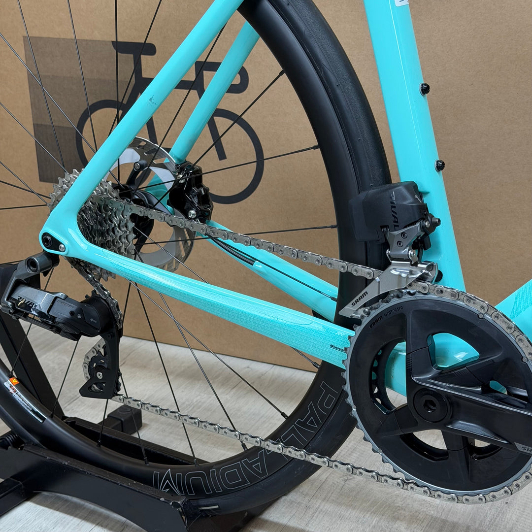 "Demo" Bianchi Sprint, Sram Rival AXS, Disc Carbon Fiber Road Bike-2023, 57cm