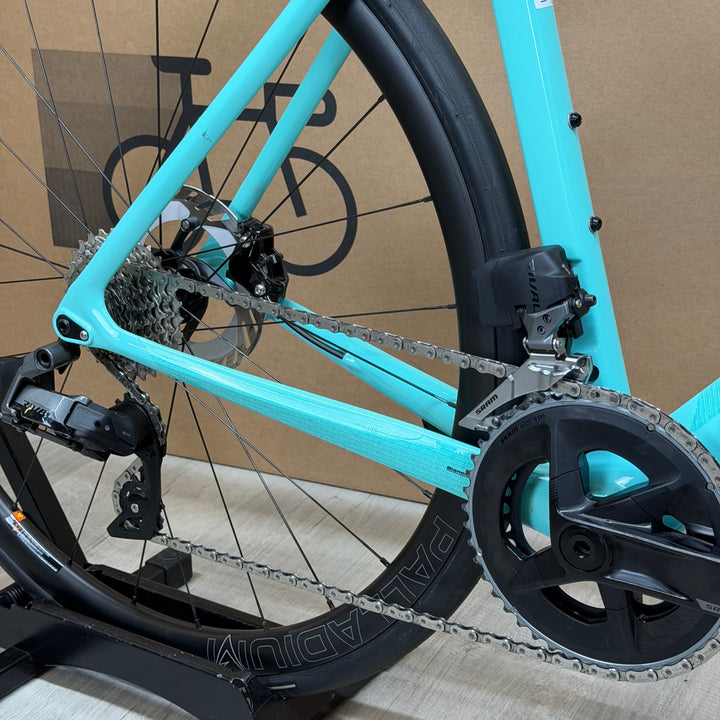 "Demo" Bianchi Sprint, Sram Rival AXS, Disc Carbon Fiber Road Bike-2023, 57cm