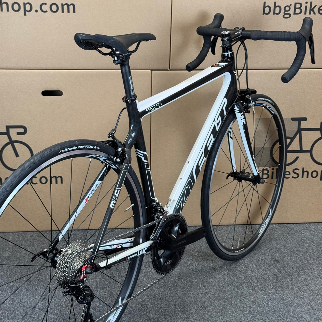 Used Felt Z1, 11-Speed Shimano 105, Carbon Fiber Road Bike-2011, 56cm