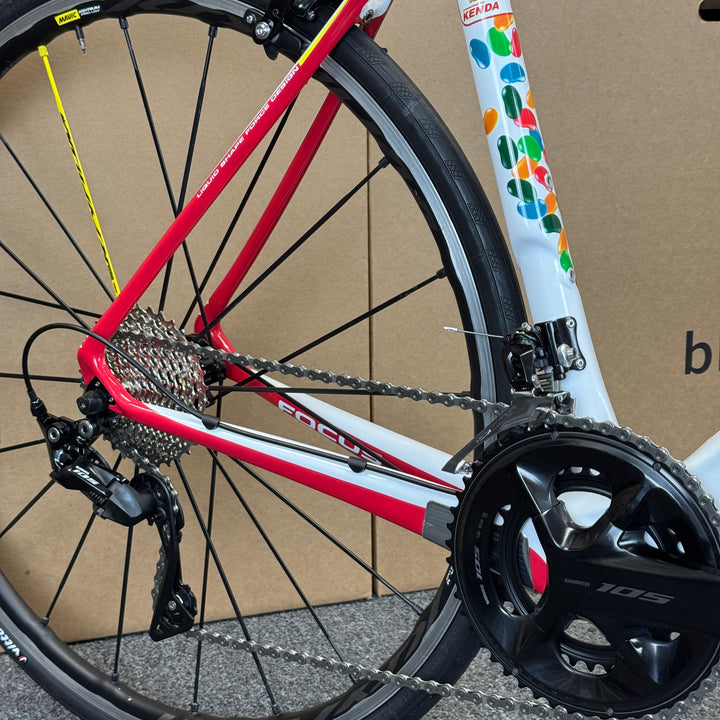 Used Focus Izalco Team Jelly Belly Edition, Carbon Fiber Road Bike-2015, Small