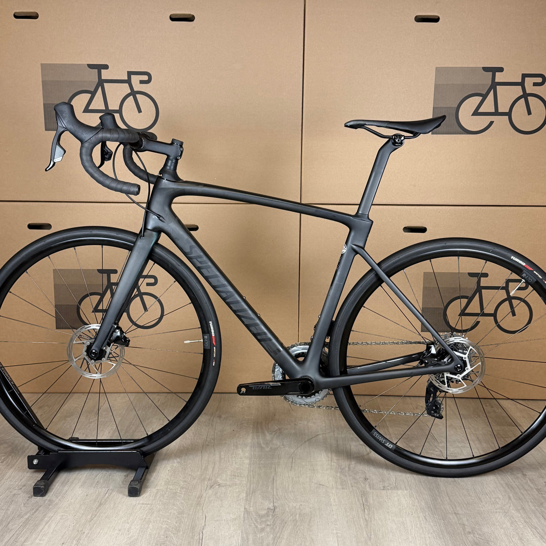 "Demo" Specialized Roubaix, Sram Rival AXS, Disc Carbon Fiber Road Bike-2022, 56cm