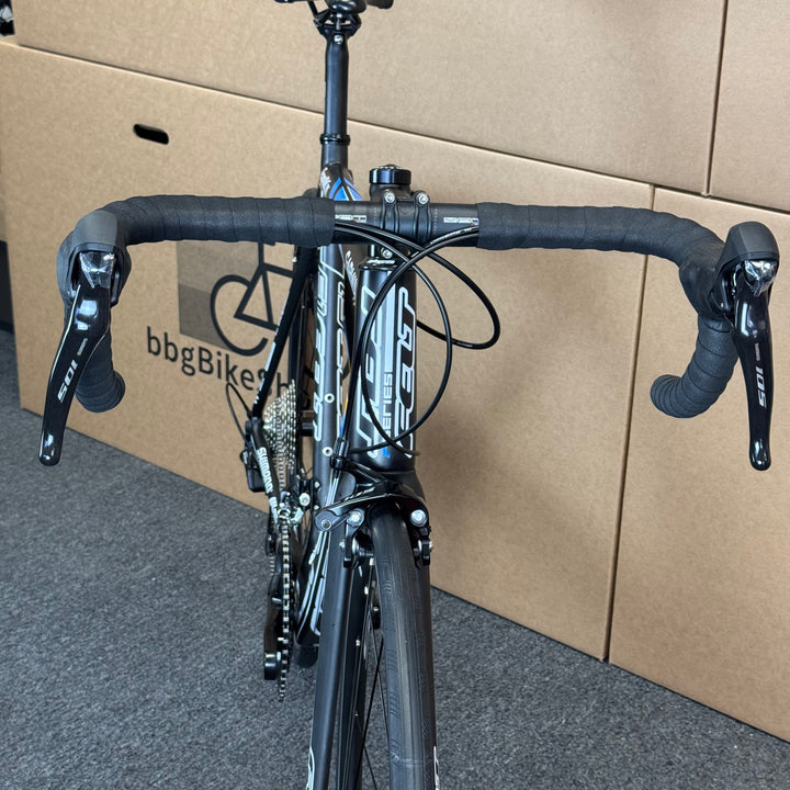 Used Felt F5, 11-speed Shimano 105, Carbon Fiber Road Bike-2011, 58cm