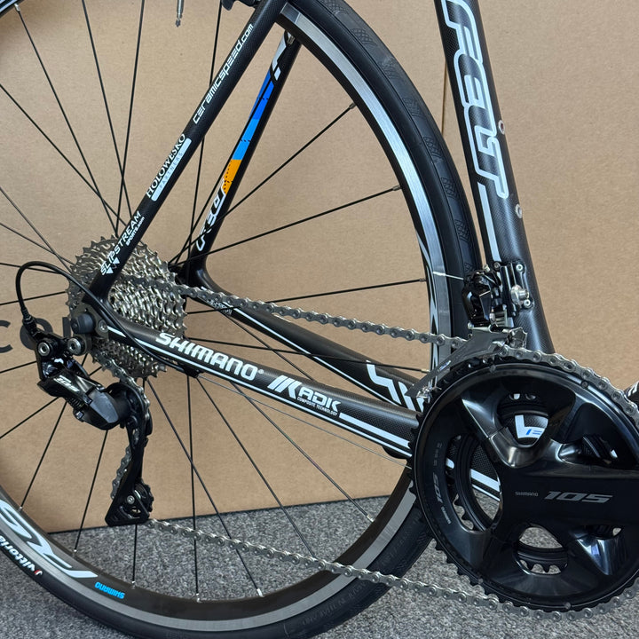 Used Felt F5, 11-speed Shimano 105, Carbon Fiber Road Bike-2011, 58cm