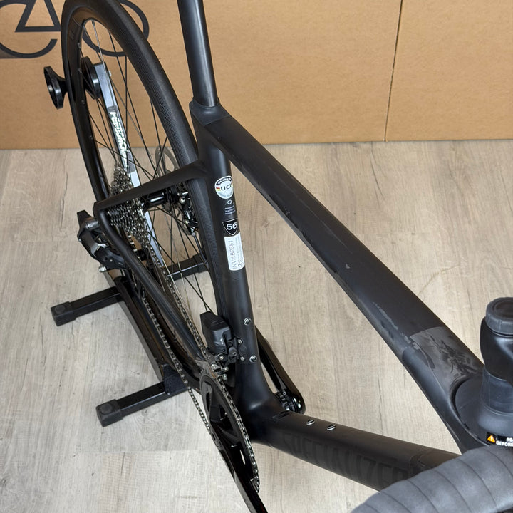 "Demo" Specialized Roubaix, Sram Rival AXS, Disc Carbon Fiber Road Bike-2022, 56cm
