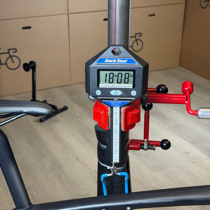 "Demo" Specialized Roubaix, Sram Rival AXS, Disc Carbon Fiber Road Bike-2022, 56cm