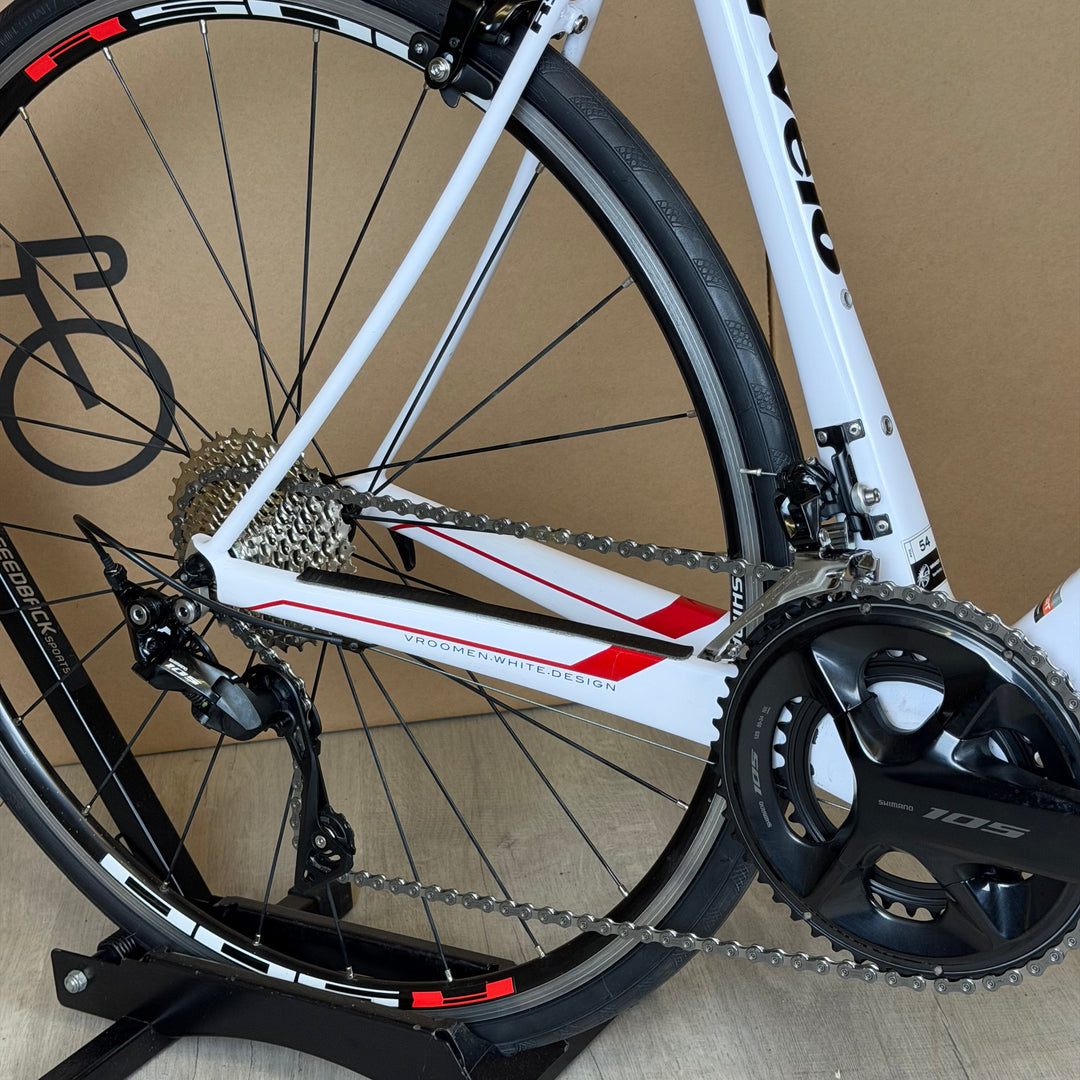 Used Cervelo RS, New 11-speed Shimano 105, Carbon Fiber Road Bike-2012, 54cm