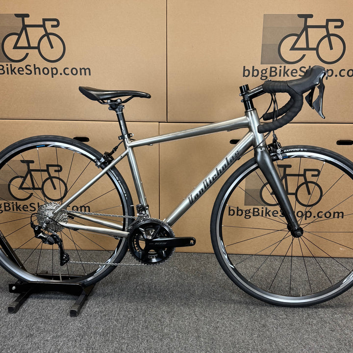 Van Nicholas Titanium Road Bike, 11-speed Shimano 105, VNT Carbon Fork