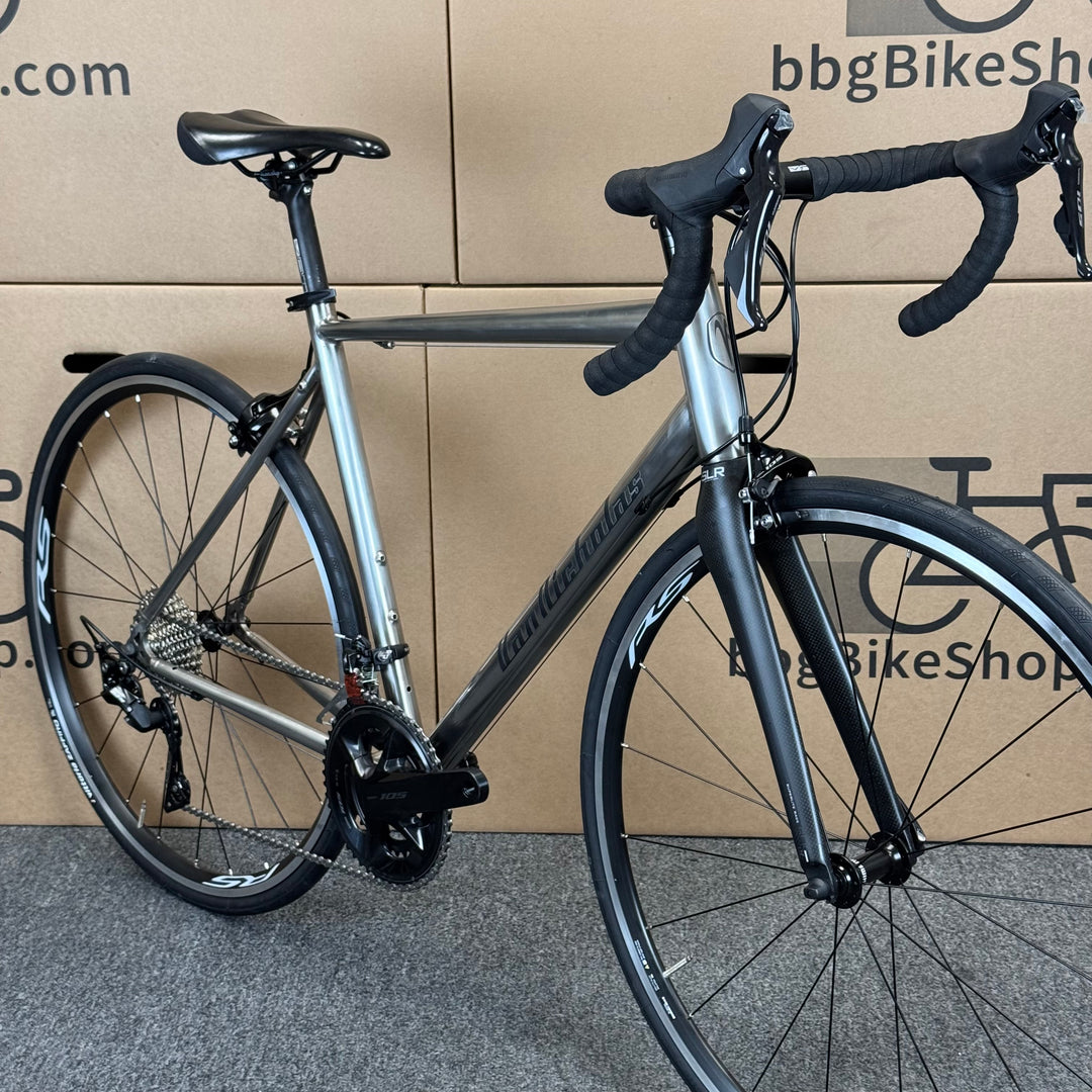 Van Nicholas Titanium Road Bike, 11-speed Shimano 105, VNT Carbon Fork