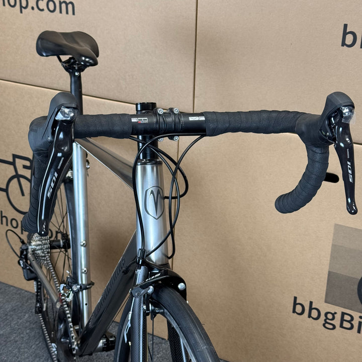 Van Nicholas Titanium Road Bike, 11-speed Shimano 105, VNT Carbon Fork