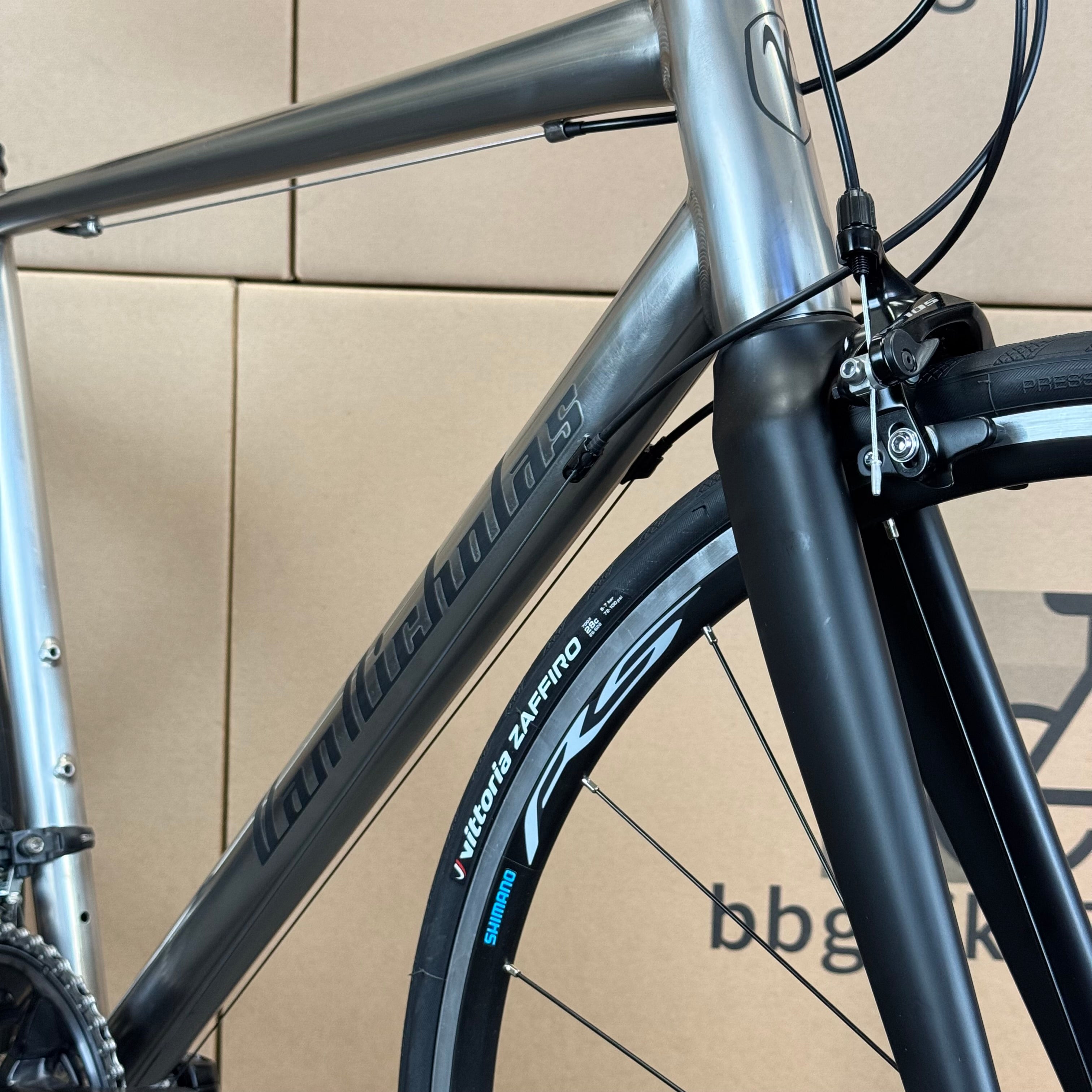 Van Nicholas Titanium Road Bike, (Mechanical) Shimano 105 11-speed
