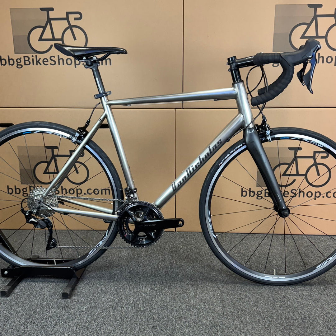 Van Nicholas Titanium Road Bike, 11-speed Shimano 105, VNT Carbon Fork