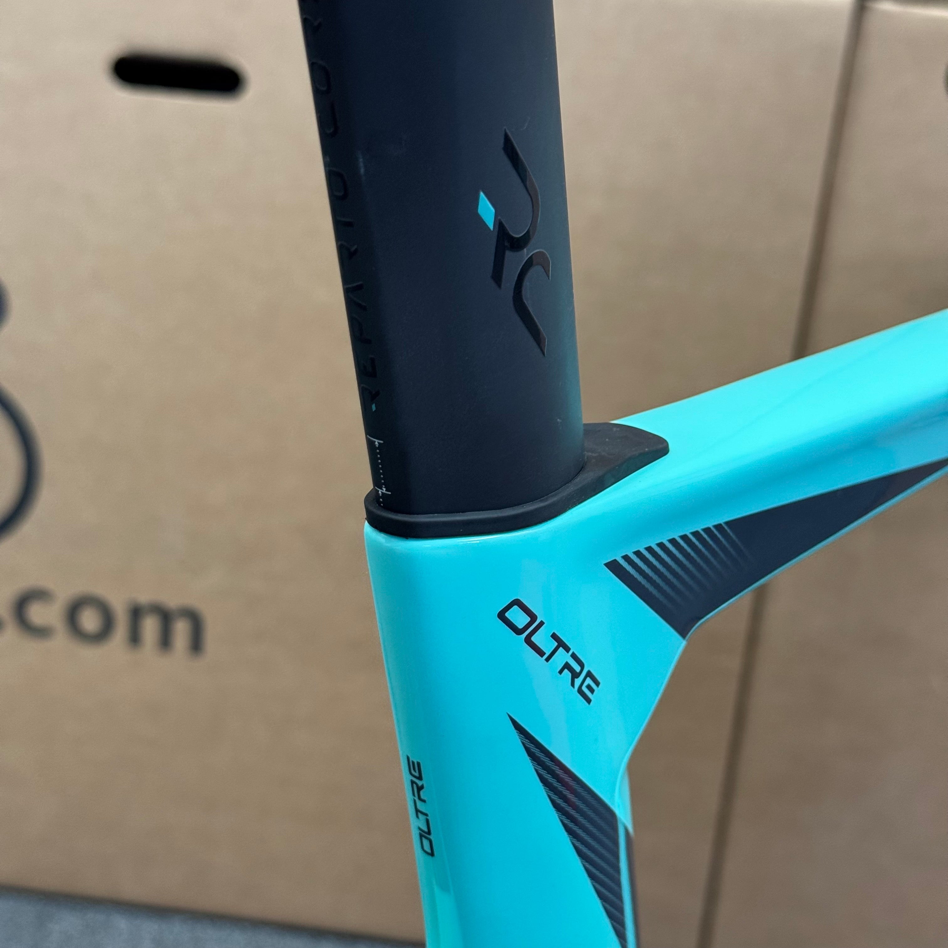 New Bianchi Oltre Comp, Ultegra Di2 12-speed, Carbon Fiber Road
